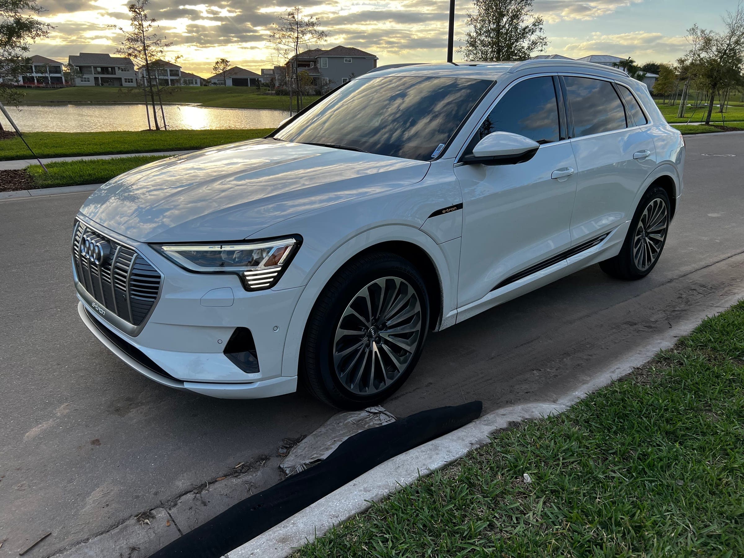 2019 Audi E-Tron