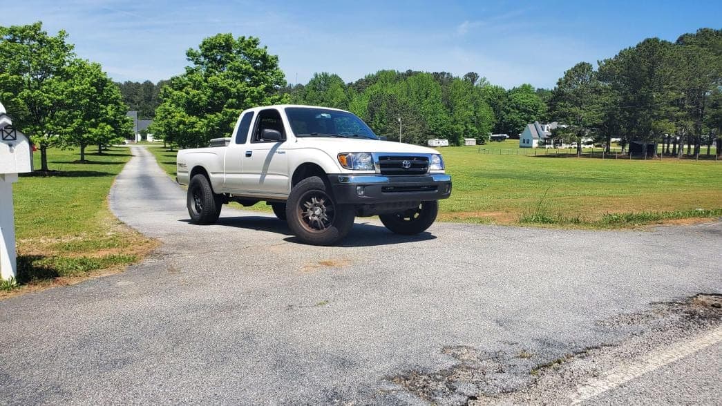 1999 Toyota Tacoma Pre Runnner XLT