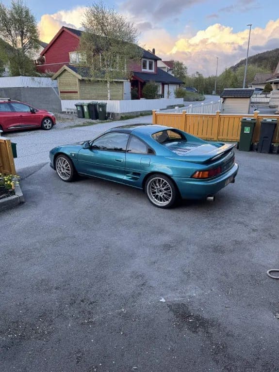 1992 Toyota MR2 (SW20)