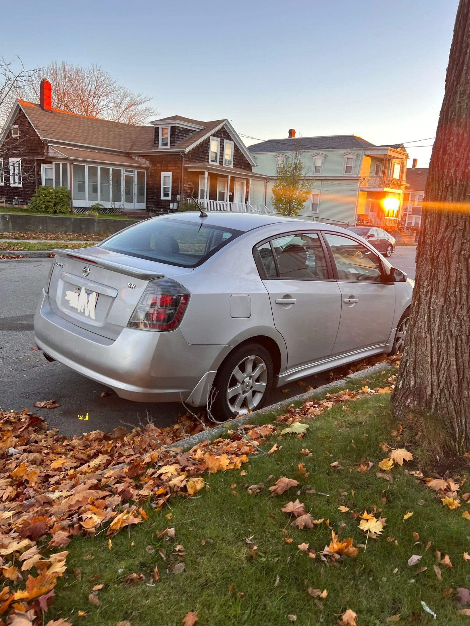 2011 Nissan Sentra SR with a CVT